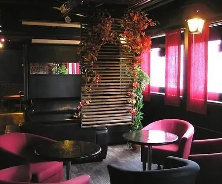索梅洛酒店